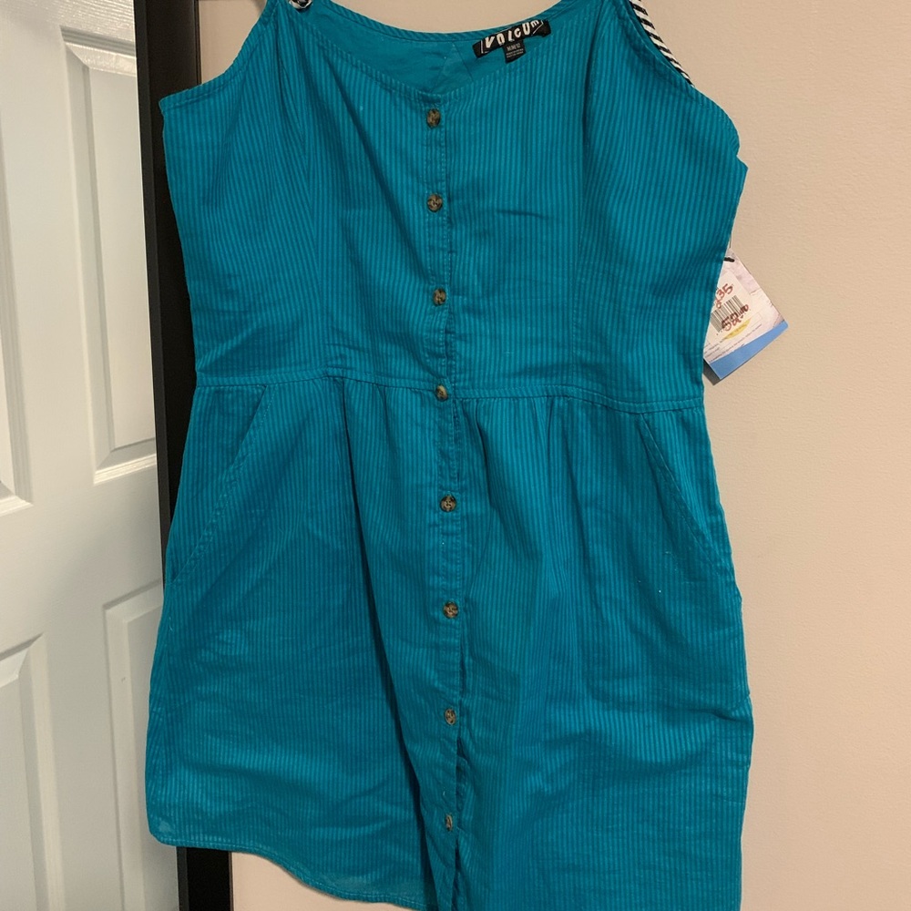 🆕Women’s Volcom Dress